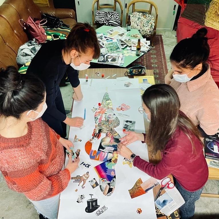 Cocci, collage di identità